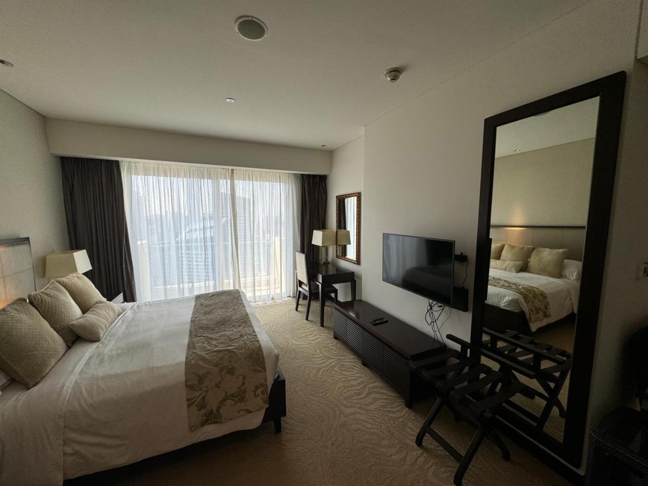 Stylish Located In Jw Mariott Marina