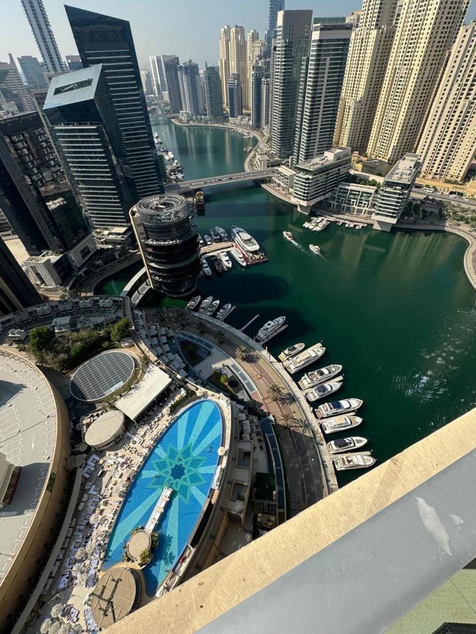 Stylish Located In Jw Mariott Marina